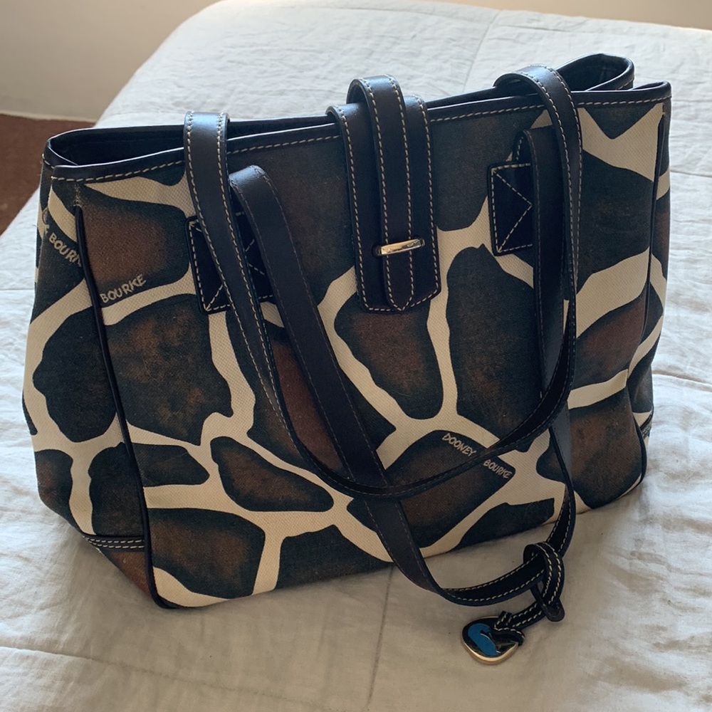 COPY - 🦒 Nwot DOONEY & BOURKE Giraffe Print Canvas, Leather Bag
